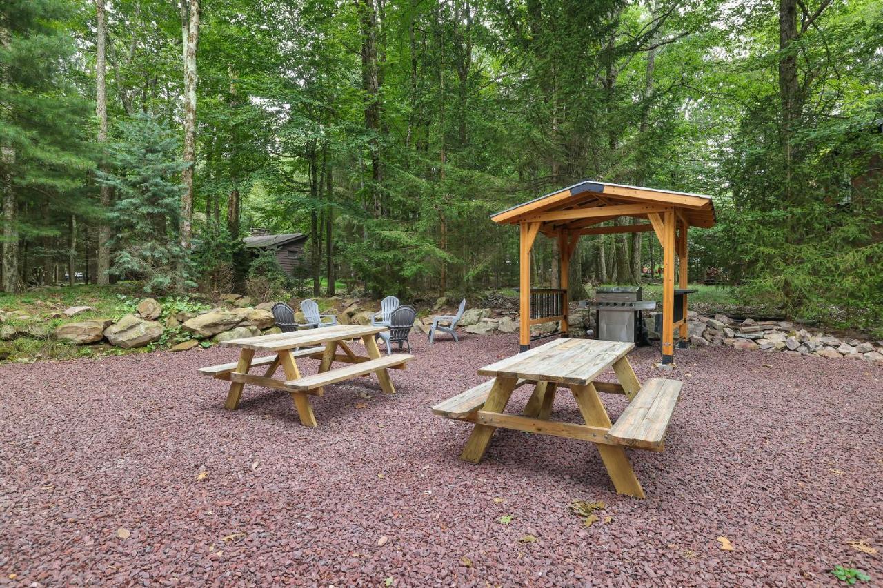 Whiskey Pines Retreat! Single Level Home, Outdoor Firepit, Ac, Bbq! Sleeps 9 In Lake Harmony! 外观 照片