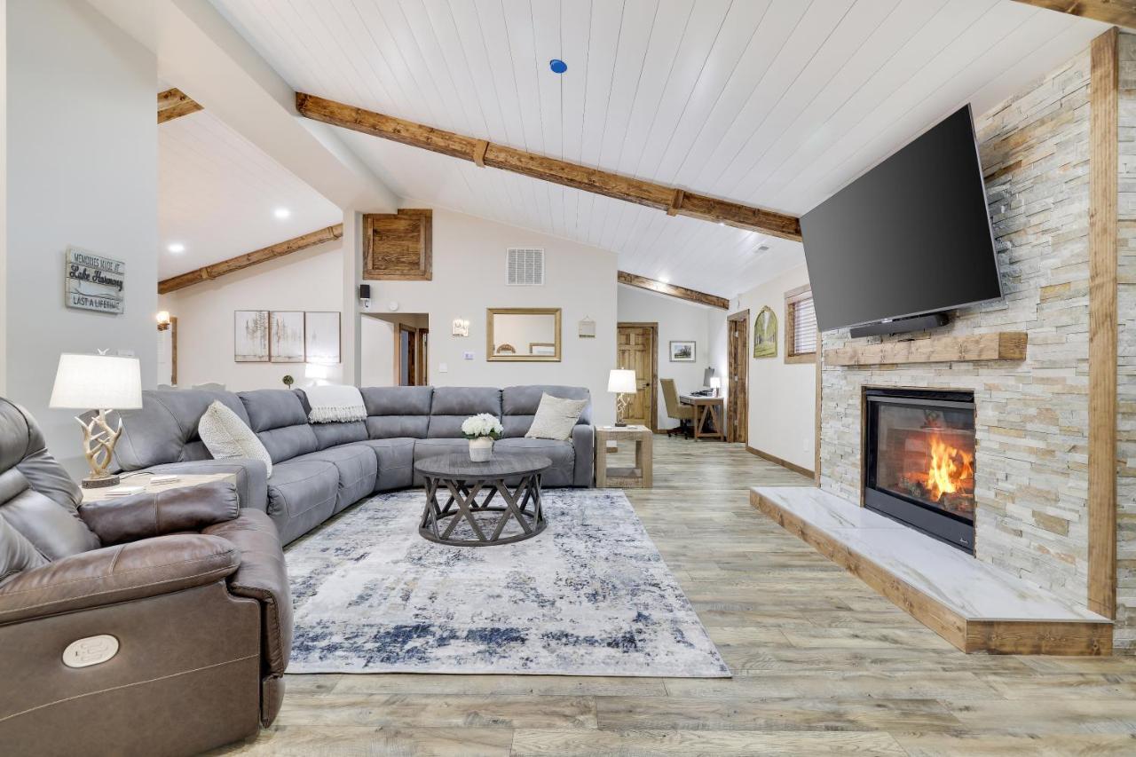 Whiskey Pines Retreat! Single Level Home, Outdoor Firepit, Ac, Bbq! Sleeps 9 In Lake Harmony! 外观 照片